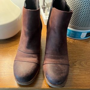 SOREL WOMEN’s BOOTIES